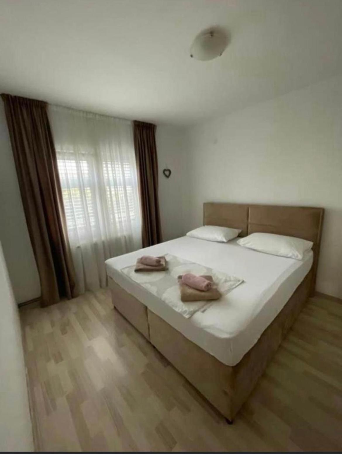 Apartman Kurtov Apartamento Pakoštane Exterior foto